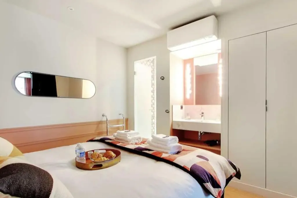 Apartament V Vast Apartment, Steps From Place Des Vosges Ac Paryż
